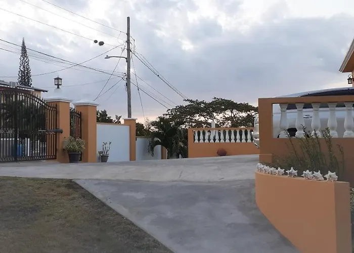 Modrians Bed & Breakfast Runaway Bay