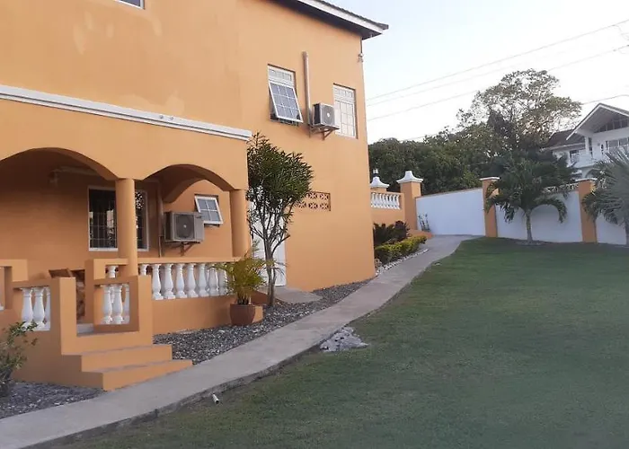 Bed & Breakfast Modrians 3*