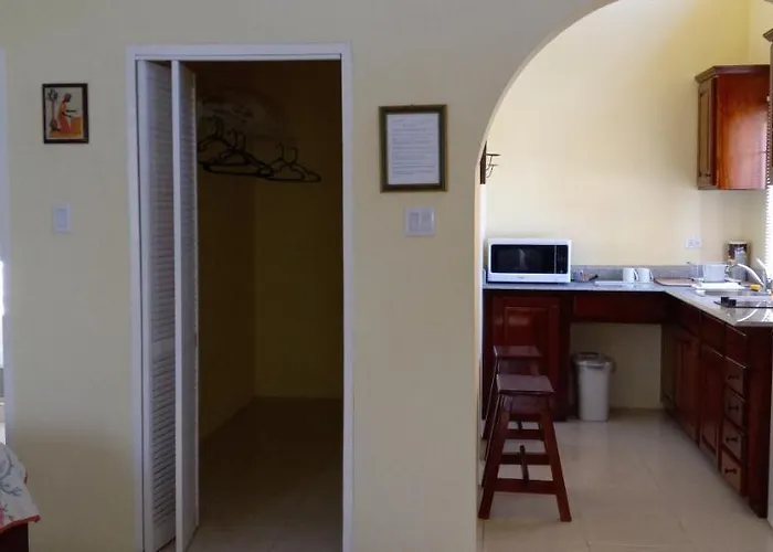 Bed & Breakfast Modrians 3*