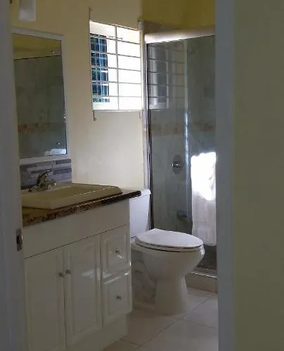 Modrians Bed & Breakfast Runaway Bay
